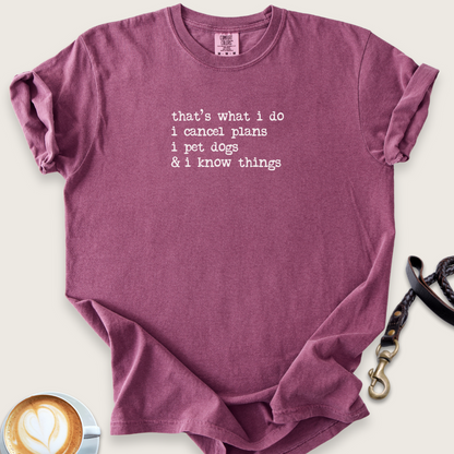 I know things dog T-Shirt
