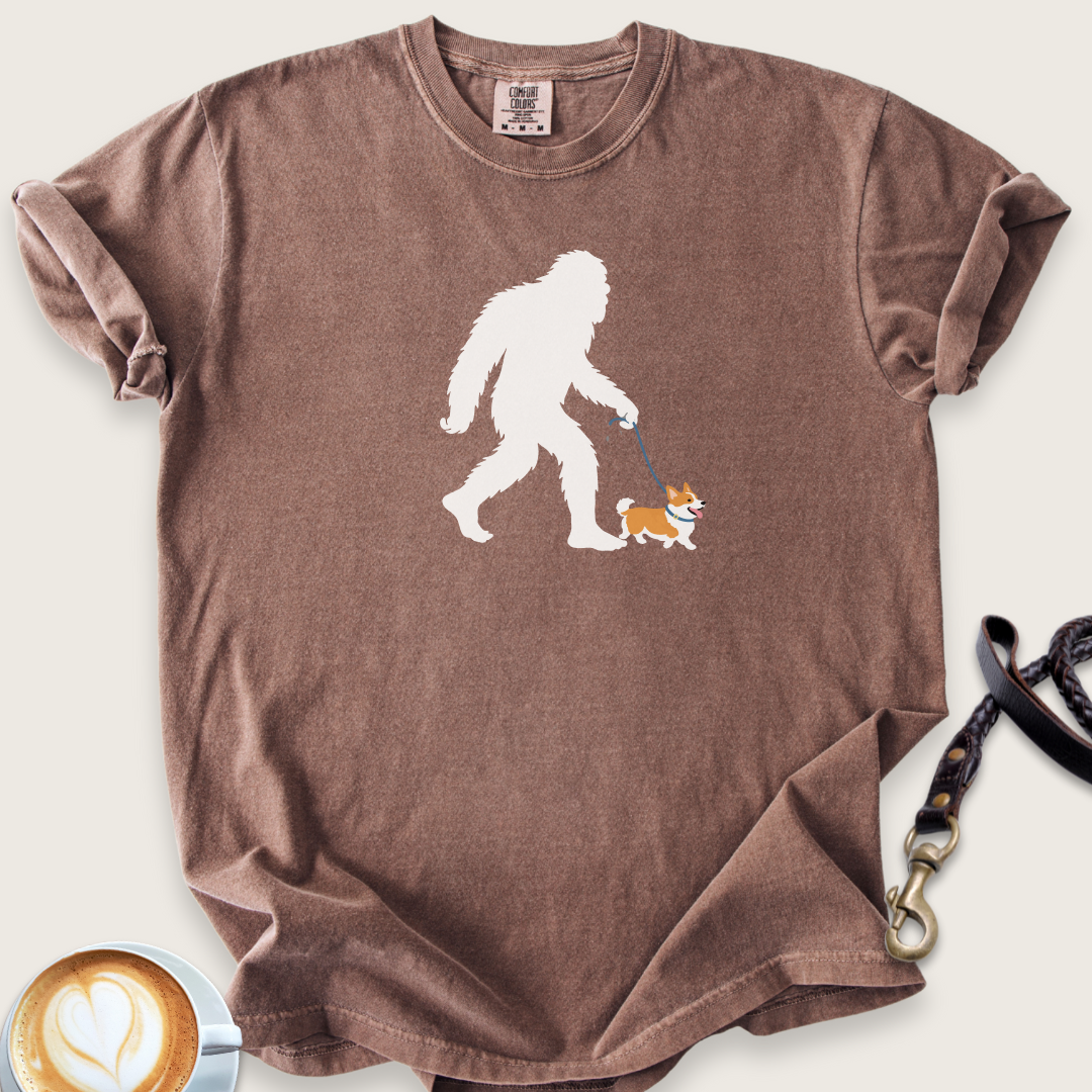 Bigfoot the dog walker T-shirt