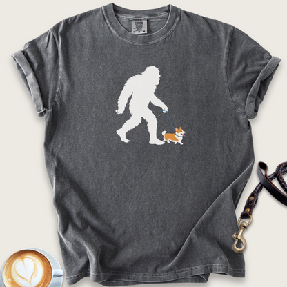 Bigfoot the dog walker T-shirt